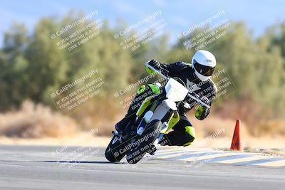 media/Jan-08-2022-SoCal Trackdays (Sat) [[1ec2777125]]/Turn 7 (1035am)/